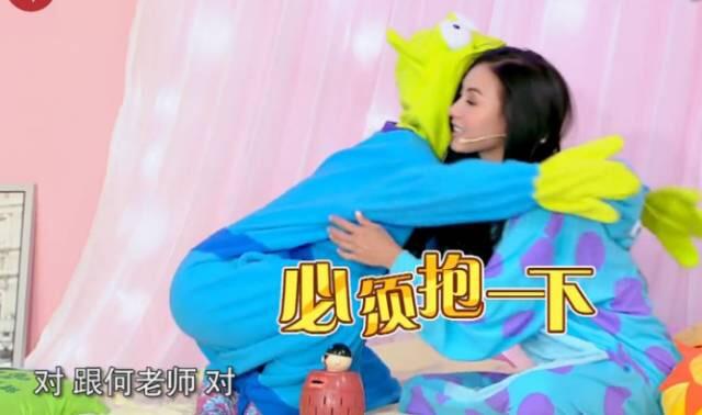 张柏芝被赶出飞机后，再被曝逛超市态度恶劣，