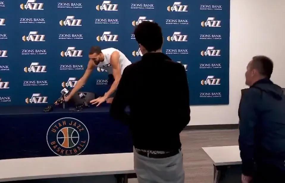 [戈贝尔]全队拒绝病毒检测！8000万先生去夜店狂欢！神仙也救不了他，