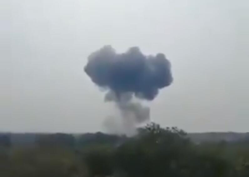 F-16化为火球坠毁，事故原因还在调查，巴铁就称