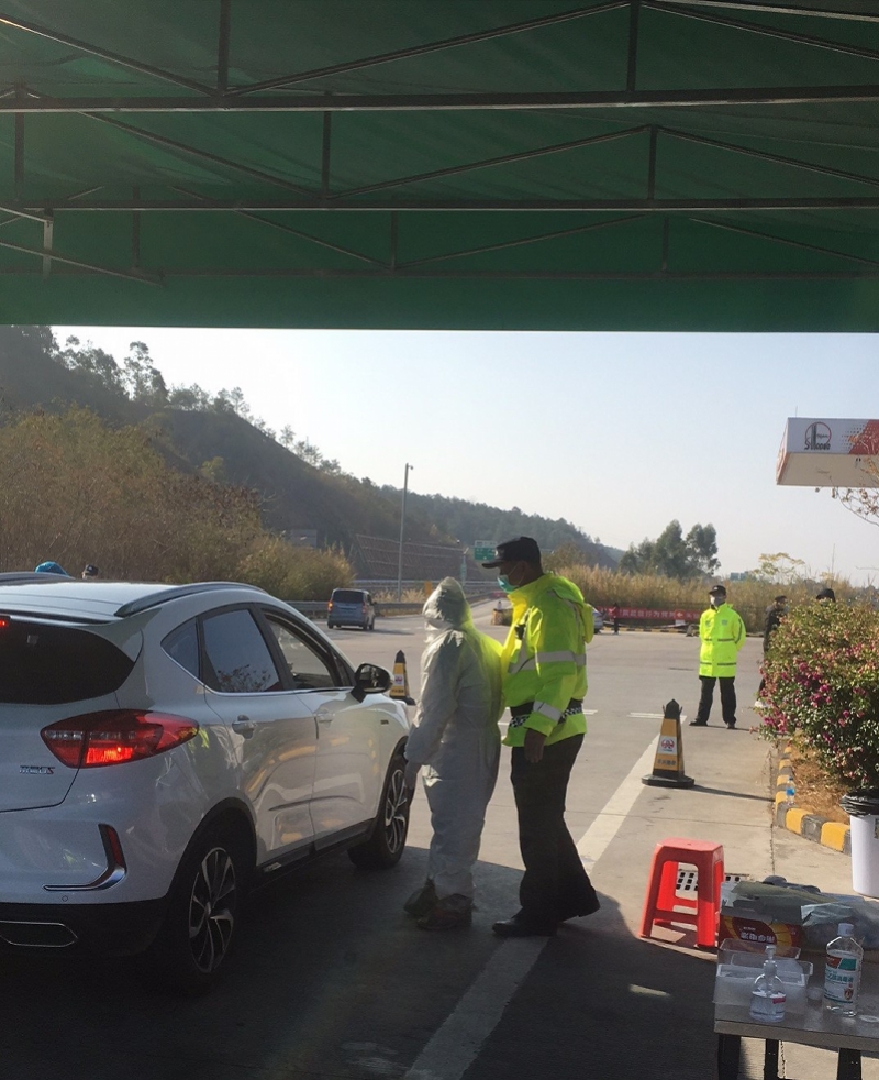 52岁梅州巡警抗疫故事：托亲戚照顾八旬母亲，请