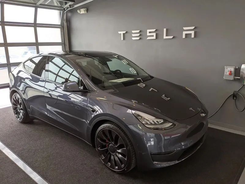 特斯拉modely低调交付一文看完与model3十大不同附视频