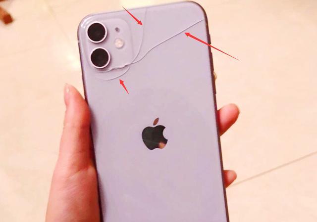 网友爆料iphone 11质量问题:摄像头周围玻璃自动开裂?