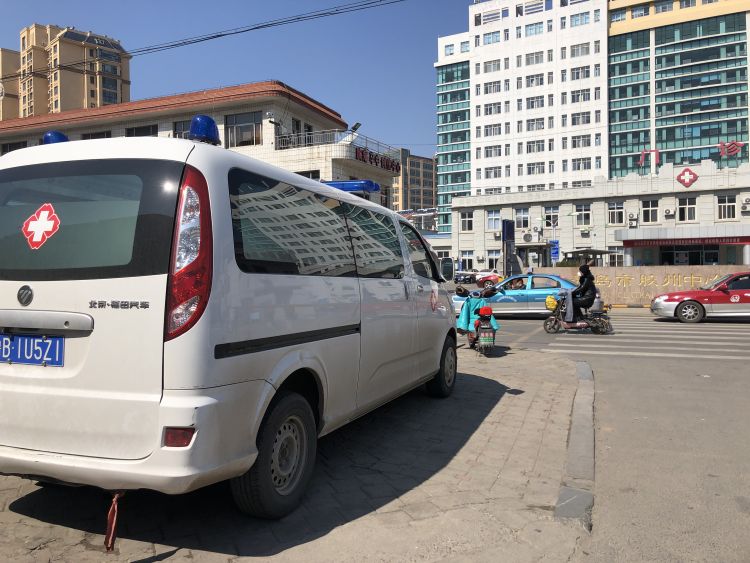 深读 | 外地“医转车”抢滩青岛，是撵还是留？