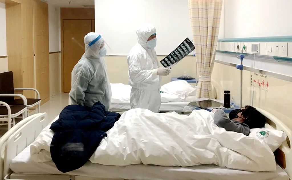 医院动态回家啦我院六楼隔离病房医护人员解除医学隔离
