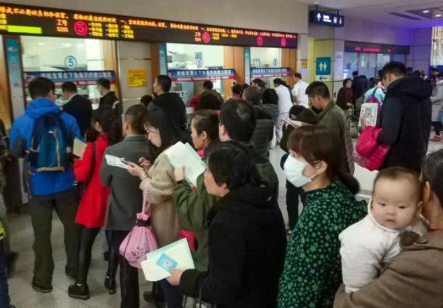 『须知』须知“4少3多”，才能保护脾胃生病少，消除积食不咳嗽春天带娃