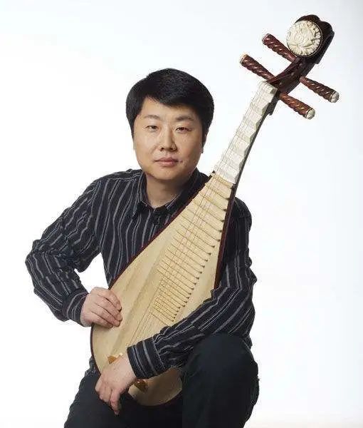 一曲《新翻羽调绿腰》请君莫奏前朝曲,听唱新翻杨柳枝