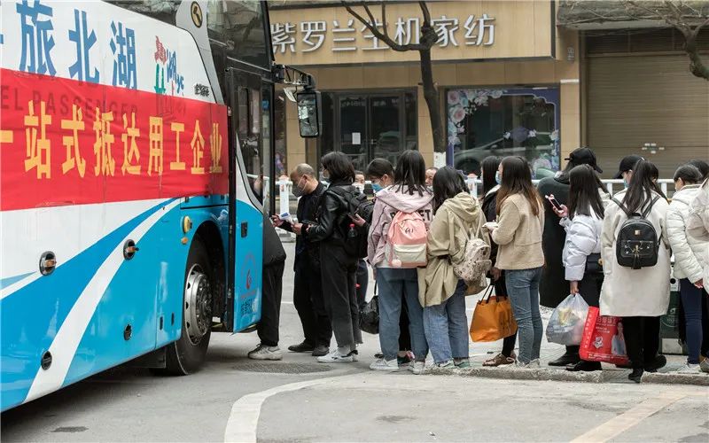 利川务工人口_利川五中图片