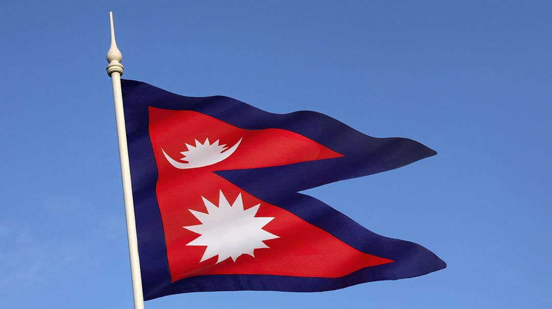 尼泊尔的国旗只要你见过一次就再也不会忘记,因为它实在是太特别了.