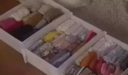 怎么收纳衣服最容易整齐 9b9b10cc40c54ffc81101ba7ef6b68dd.jpeg