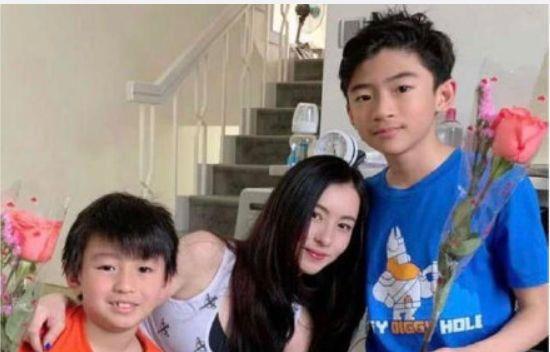 节目：产后五个月洁癖严重，自嘲一孕傻九年《向往》张柏芝大方谈三胎