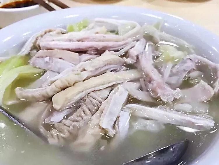 怎么洗肥肠干净没有腥味 a5d503b151da460a856f106f1814e0f3.jpeg