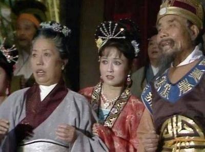 『小伙』为何只有猪八戒投了猪胎？他自己说漏了嘴，神仙被贬下凡