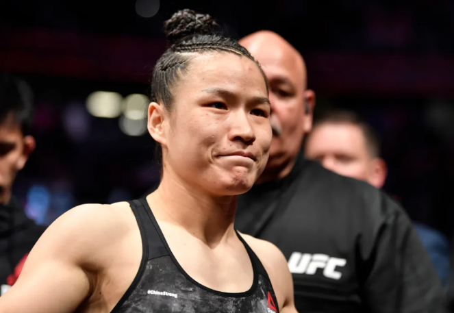 ufc综合格斗张伟丽集锦 fe53dc9ede2a45ab93ba116828a510f9.png