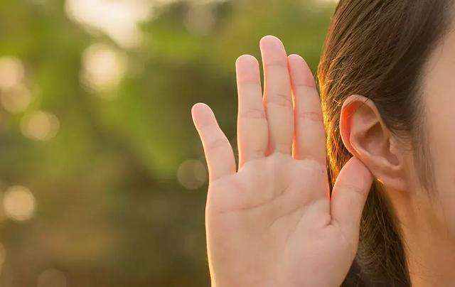 原创耳屎究竟该不该掏？很多人都做错了，听听专家怎么说。
