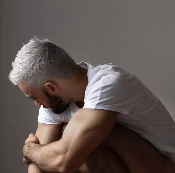 男生头像 | 享受一个人的安稳,又期待两个人的热闹
