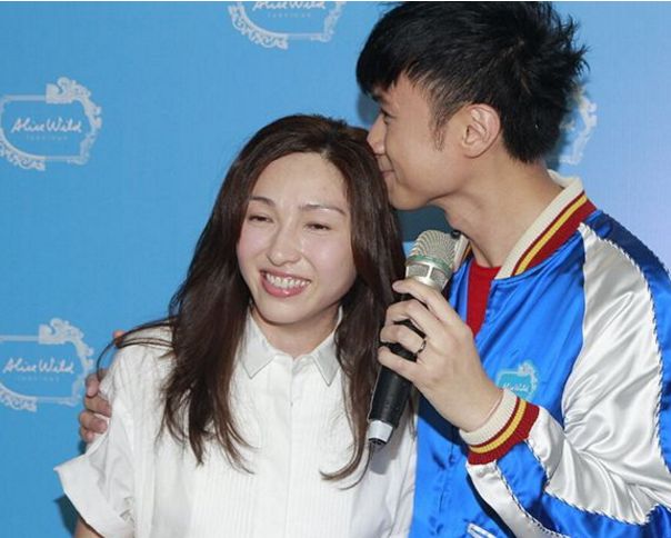 古巨基老婆52岁高龄生产，陪伴基仔20年，她才是