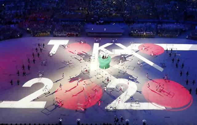 日本▲东京奥运火炬传递将一切如常 大批民众围观 不必戴口罩，