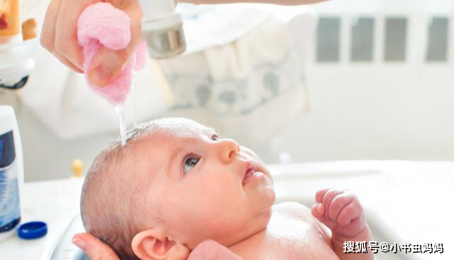 婴儿怎么护理更好 9b300c0c5eda480fb64abf4a2f4cdd90.png