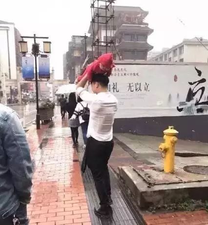 [孩子]他们真的是亲生的吗？我要静一静……