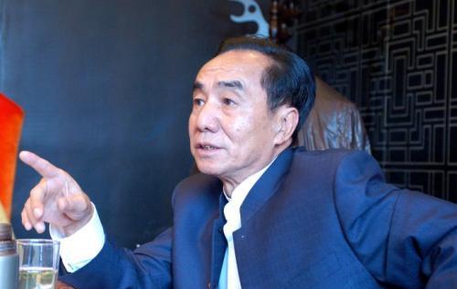 王迅别装了！欺骗金星忽悠黄渤，二婚娶小18岁娇