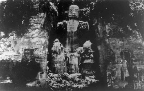 老人发现乐山大佛秘密，获奖5000元，25年后为何