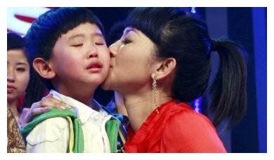 方琼老公是头婚吗 d5dea485678441359d441fa6b7f4d9b8.jpeg