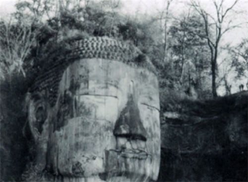 老人发现乐山大佛秘密，获奖5000元，25年后为何