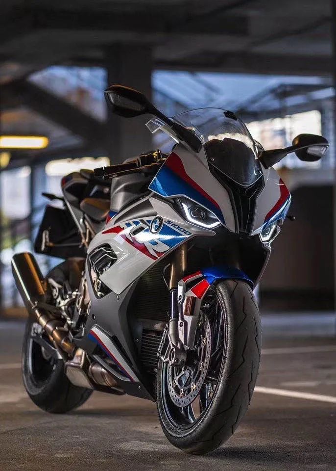 转让| 全新关贸2020款bmw s1000rr m版 己从国外装柜