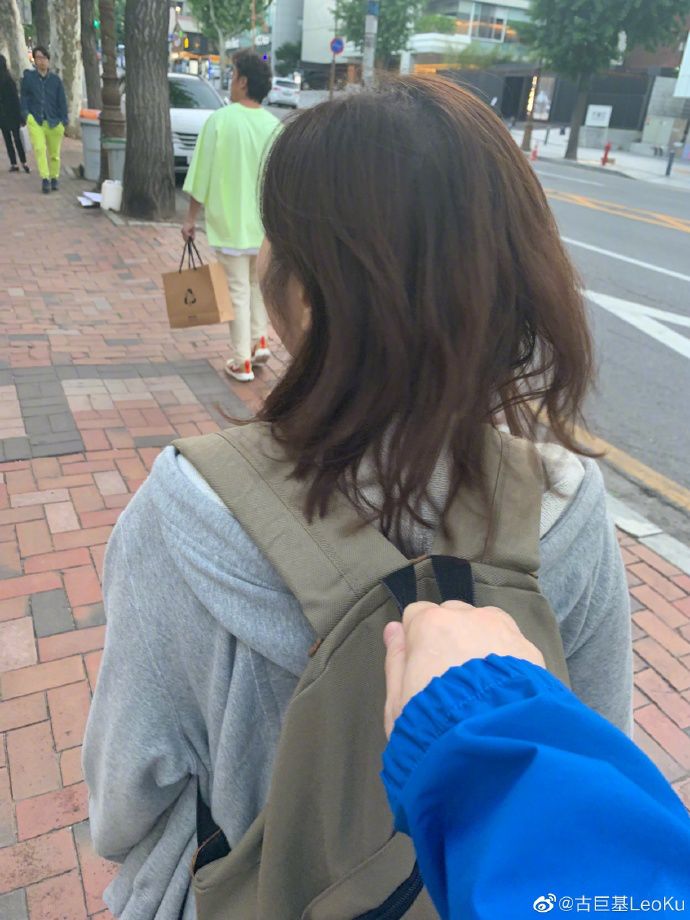 古巨基老婆52岁高龄生产，陪伴基仔20年，她才是