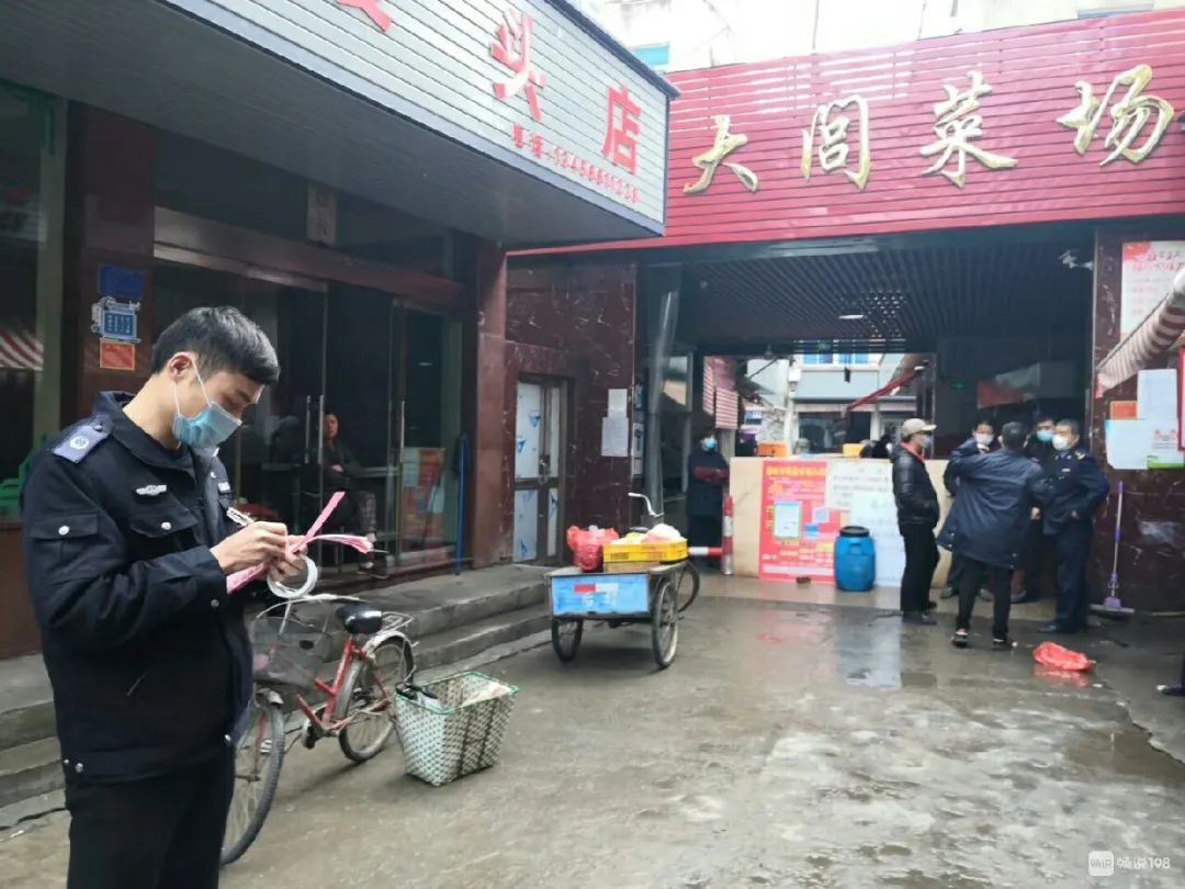 温岭这两个菜场被关了!门上已经贴上封条
