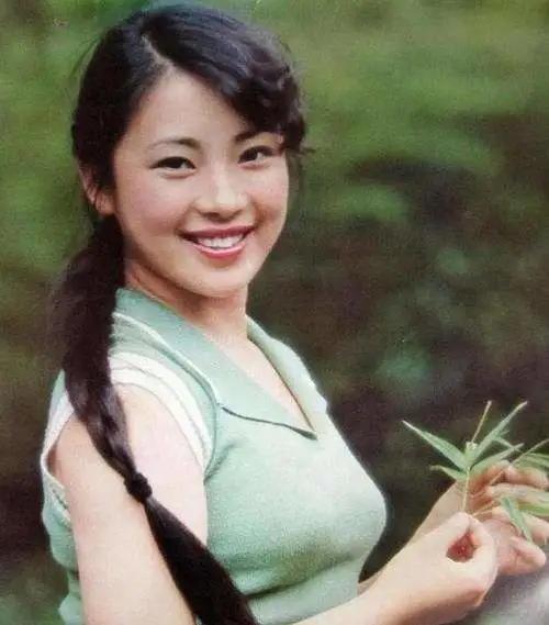 李连杰四女儿各个貌美如花：利智生的万千宠爱