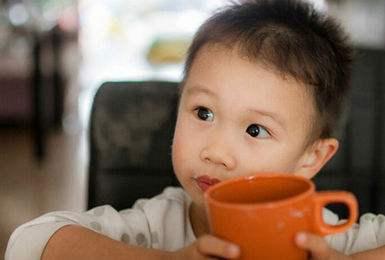 「忠告」在家常吃，孩子猛长高！医生忠告：这3样是积食“头号敌人”