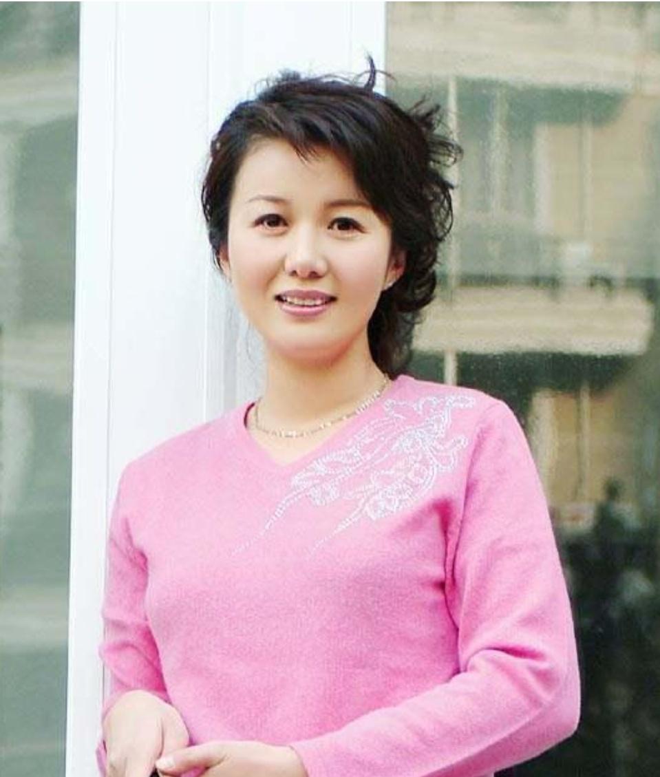 老戏骨赵君再现身，曾2次获金鸡奖，前妻再婚嫁