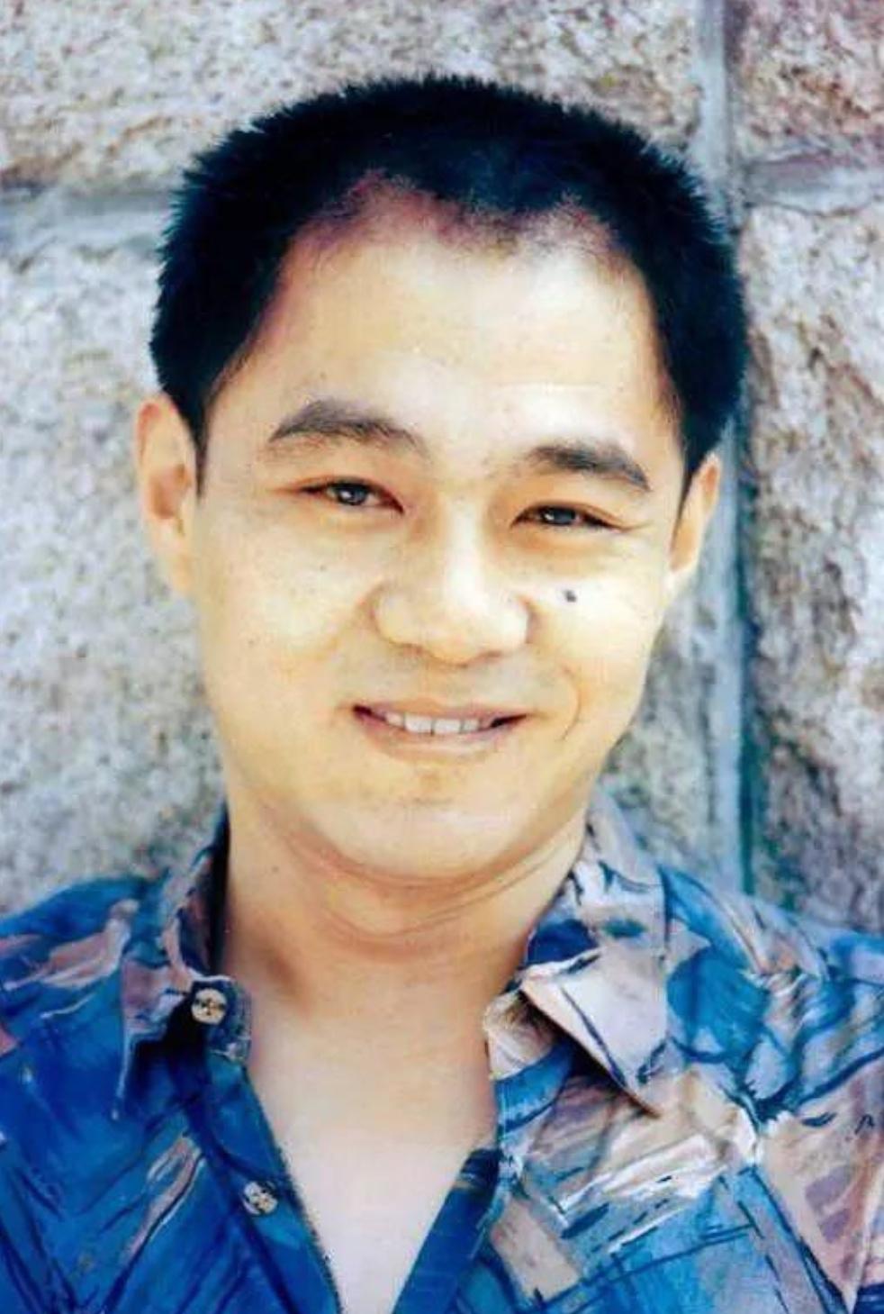 老戏骨赵君再现身，曾2次获金鸡奖，前妻再婚嫁