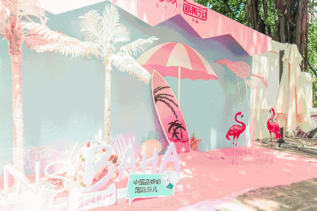 体能拓展训练营,旱地滑道,滑草,射击场馆,真人cs野战,烧烤场,草坪露营