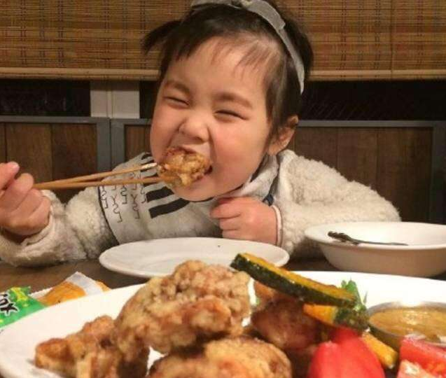 「孩子」半年没发育！医生斥责：3种黑餐，怎么还在喂4岁宝宝脾肺衰竭