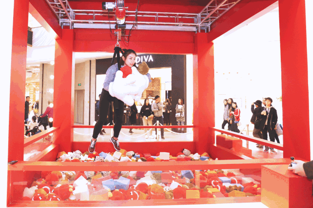 体能拓展训练营,旱地滑道,滑草,射击场馆,真人cs野战,烧烤场,草坪露营