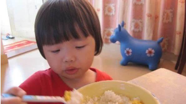 「忠告」在家常吃，孩子猛长高！医生忠告：这3样是积食“头号敌人”