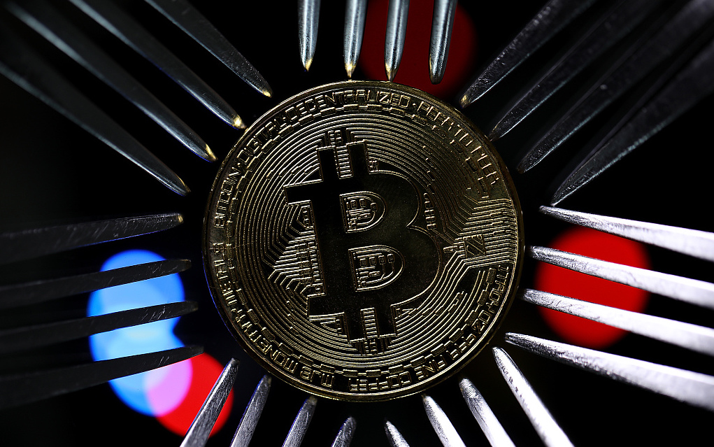 比特币血崩之后,那批还没放弃的人怎么样了?