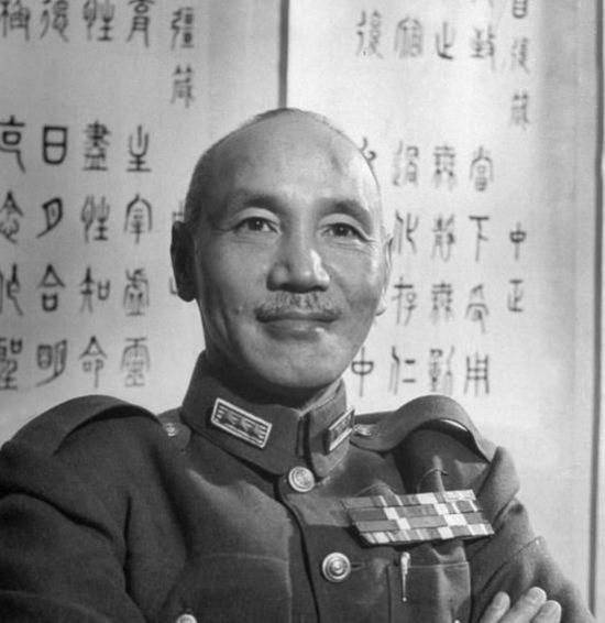 揭秘：为蒋介石，打内战而牺牲的国军将领是谁？_戴之奇