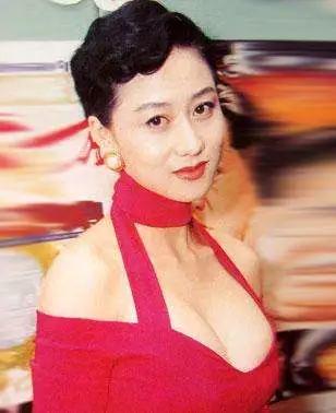 李连杰四女儿各个貌美如花：利智生的万千宠爱
