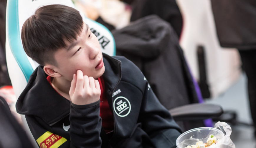 国服剑姬排行_中韩绝活solo赛看点多,jjking国服第一剑姬实至名归