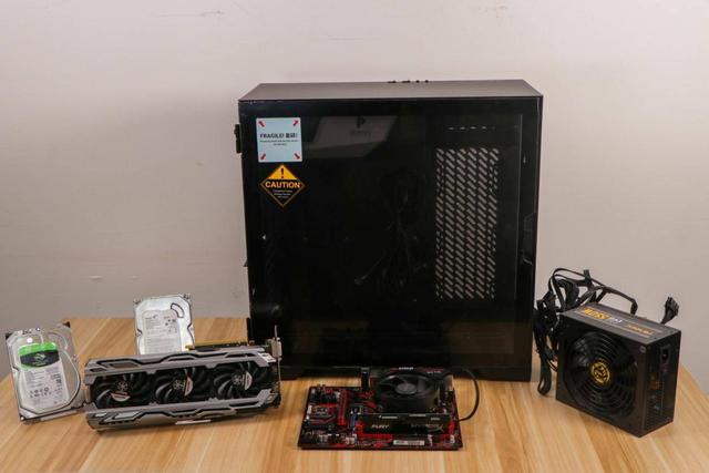 让DIY玩家满足,双侧透高颜值,安钛克P120冰钻机箱上手体验