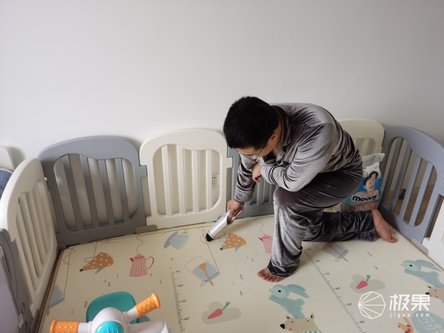 【吸尘器】家居、车内都好用!宝宝的贴身清洁专家!便携无束缚的吸尘器