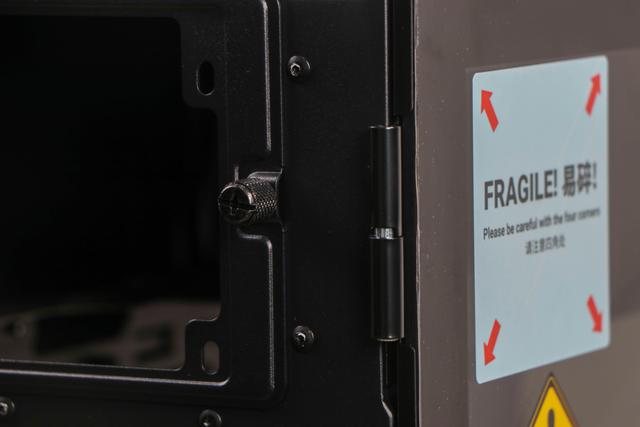 让DIY玩家满足,双侧透高颜值,安钛克P120冰钻机箱上手体验