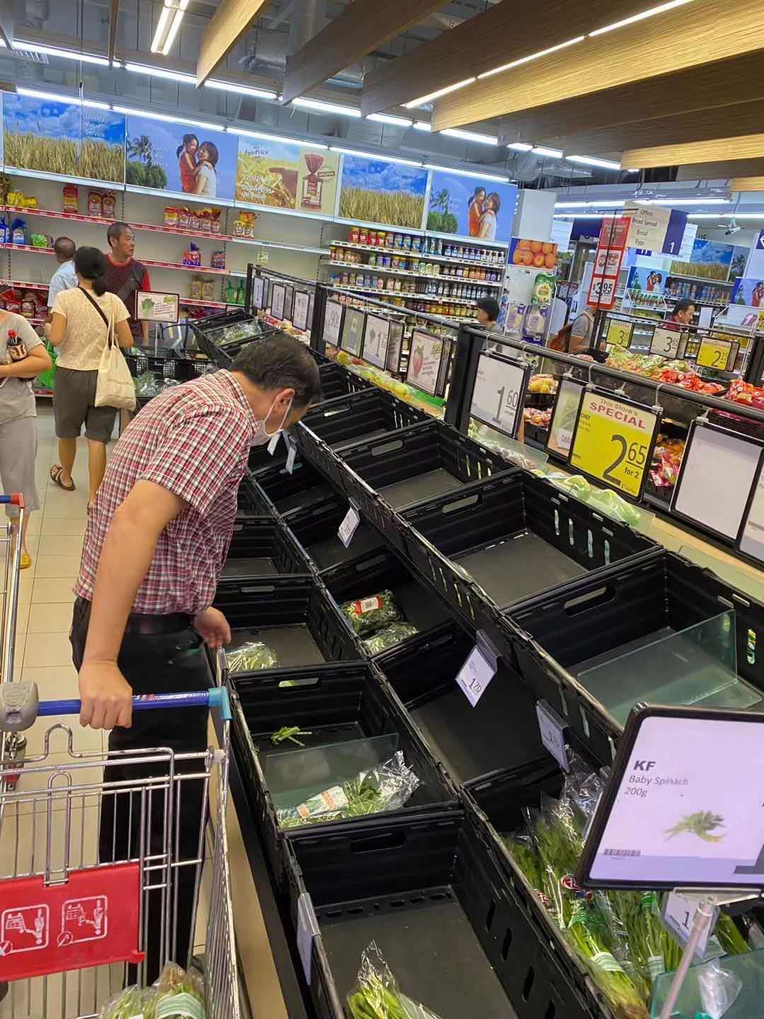 马来西亚雪兰莪 : 2021年11月15日超市内景位于马来西亚沙阿拉姆 编辑类库存图片 - 图片 包括有 负荷, 冲减: 234948809
