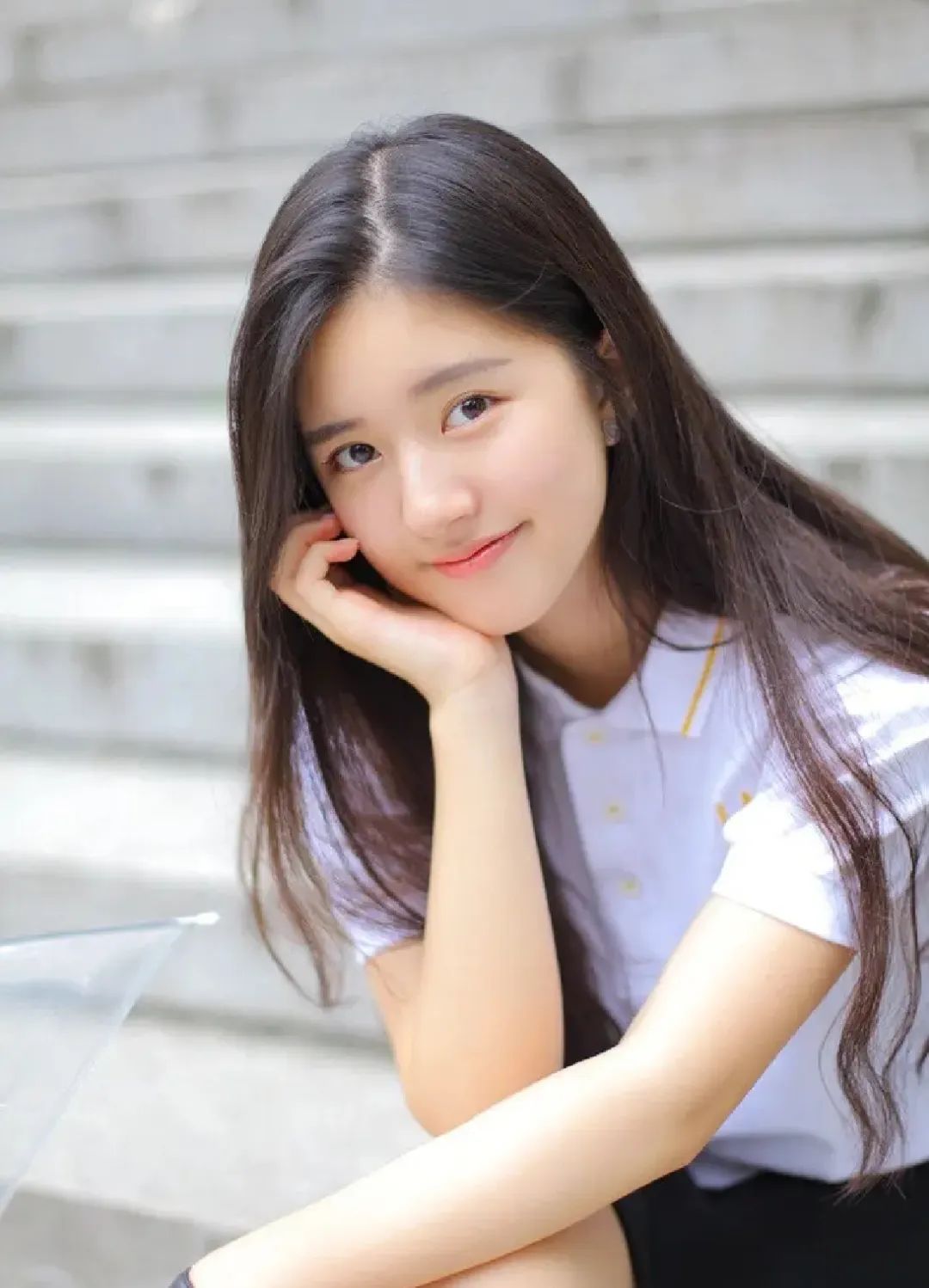 原创未来小花旦是刘亦菲lisa的结合体好一张清纯甜美不做作的脸