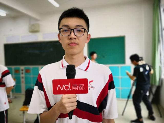 「高分」拿高分“秘籍”让人惊讶听了绝对不吃亏！高分考生经验流出