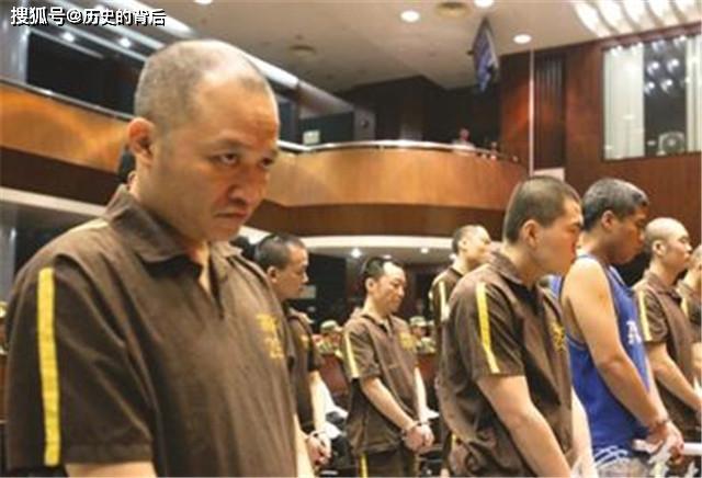 广州毒枭伍志坚,嚣张跋扈制定"家规",自己被抓却吓坏了!