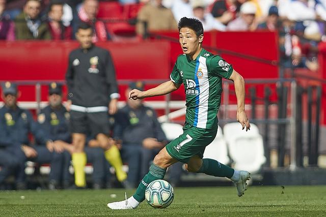 武磊并@武磊并没有感染新冠病毒，目前跟家人居家隔离，好消息